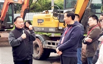 大渡口区政协主席刘德毅带队调研一定发中心项目
